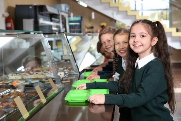 wales-begins-to-roll-out-free-school-meals-to-tackle-cost-of-living